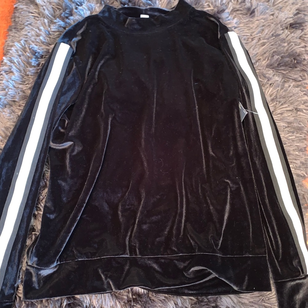 Turtle neck velvet shirt